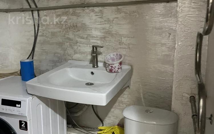 1-бөлмелі пәтер · 30 м² · 5/5 қабат, Абая 135 А, бағасы: 90 000 ₸ в Таразе — фото 2