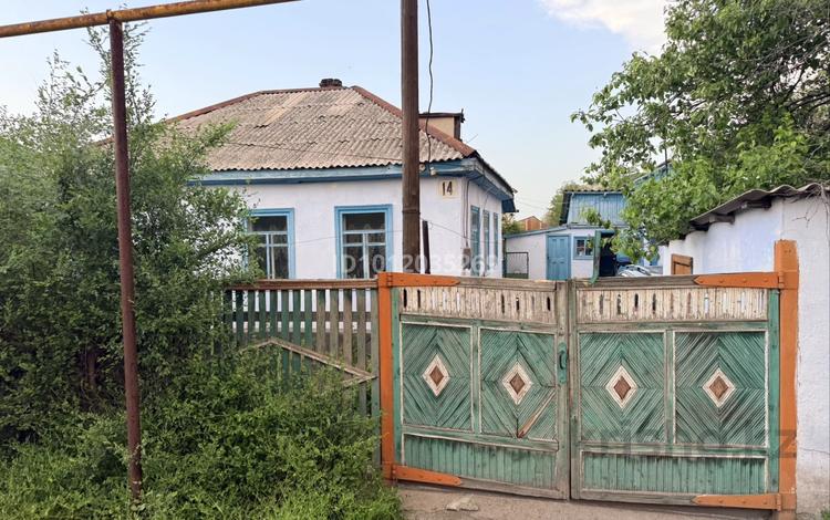 Отдельный дом · 3 комнаты · 50 м² · 8.6 сот., Сейфуллина за 19 млн ₸ в Жибек Жолы — фото 2