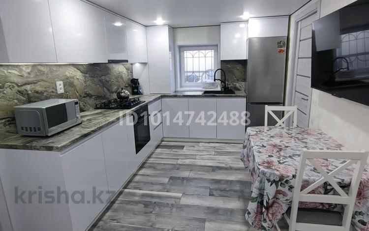 2-комнатная квартира · 48 м², Шевченко за 26 млн ₸ в Костанае — фото 2