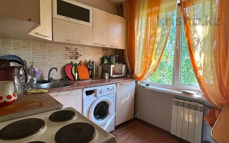 3-комнатная квартира · 63.4 м² · 5/5 этаж, Новаторов 19 за 18.9 млн ₸ в Усть-Каменогорске — фото 2