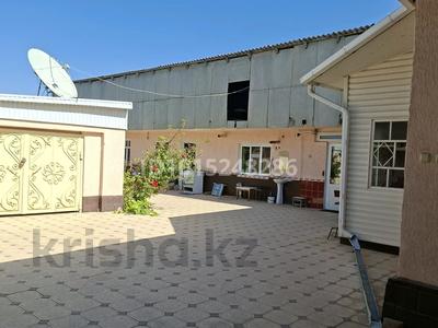 Жеке үй · 4 бөлме · 200 м² · 7.9 жүзд., Қатынкөпір ш/а 18 — Школа 52 садик магазин" селмаг ", бағасы: 39 млн ₸ в Шымкенте, Абайский р-н