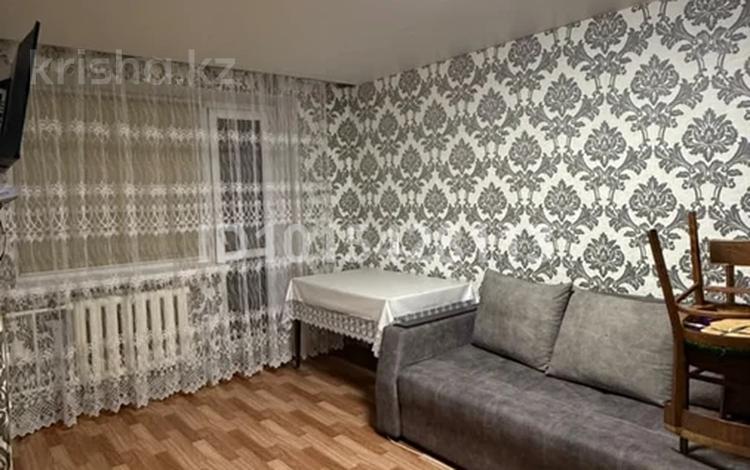 1-комнатная квартира · 30 м² · 4/5 этаж, Майкудук, 17й микрорайон за 8 млн ₸ в Караганде, Алихана Бокейханова р-н — фото 2