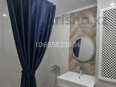 1-комнатная квартира · 45 м² · 1/9 этаж, мкр 4 38 — Мост Сырым Датова за 20 000 ₸ в Уральске