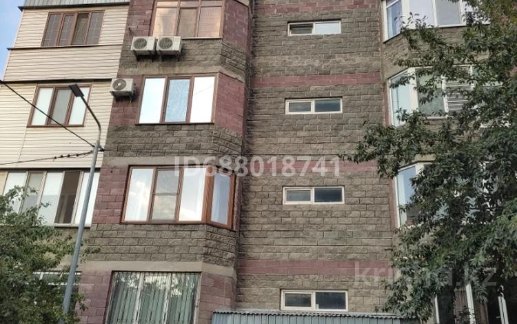 1-комнатная квартира · 45 м² · 8/10 этаж, мкр Жетысу-4 25 — проспект Абая Момушулы за 250 000 ₸ в Алматы, Ауэзовский р-н — фото 20
