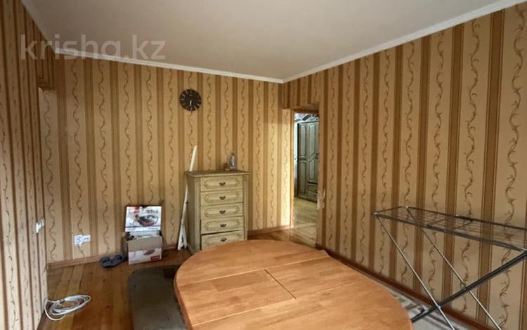 3-комнатная квартира · 60 м² · 3/4 этаж, мкр №5 — Утеген Батыра - Куанышбаева за 33.5 млн ₸ в Алматы, Ауэзовский р-н — фото 2