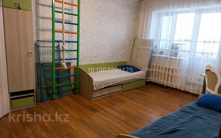 3-комнатная квартира · 90 м² · 2/5 этаж, Кудайбердыулы 46 за ~ 37 млн 〒 в Астане, Сарайшык р-н — фото 3