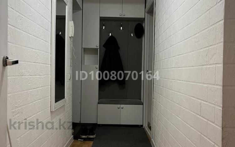 2-комнатная квартира · 50 м² · 1/2 этаж, мкр Мамыр, Садовый бульвар 2 — Угол Жандосова Яссауй за 250 000 ₸ в Алматы, Ауэзовский р-н — фото 9