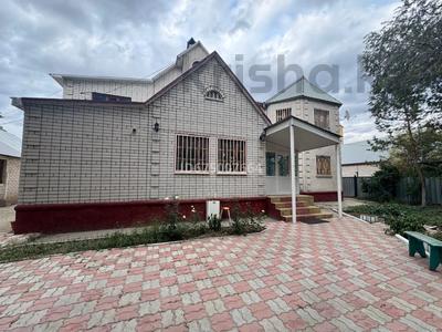 Жеке үй · 8 бөлме · 285.8 м² · 12 сот., Старый город, Некрасова 144, бағасы: 55 млн ₸ в Актобе