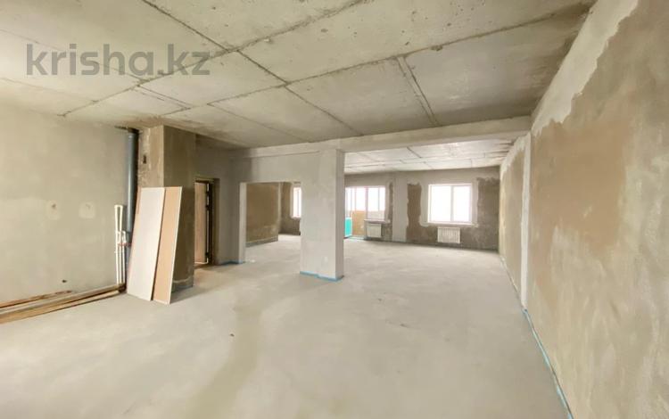 3-бөлмелі пәтер · 91.7 м² · 10/10 қабат, Есенберлина 46, бағасы: 29.9 млн ₸ в Усть-Каменогорске — фото 6
