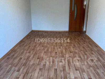 2-бөлмелі пәтер · 52.1 м² · 3/5 қабат, 17-й микрорайон, 17-й микрорайон 16а — возле алея, бағасы: 19 млн ₸ в Шымкенте, Аль-Фарабийский р-н