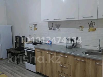 1-комнатная квартира · 45 м² · 1/12 этаж, мкр Акбулак, Дарабоз за 180 000 ₸ в Алматы, Алатауский р-н