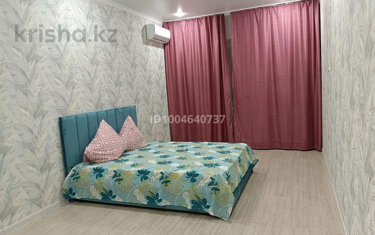 2-комнатная квартира · 75 м² · 1/5 этаж, мкр. Зачаганск пгт, Монкеулы — Супермаркет Алтындар за 18 000 ₸ в Уральске — фото 7