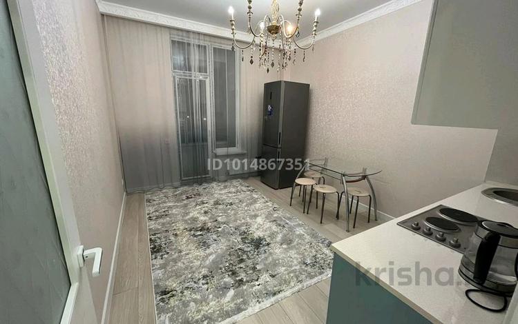 1-комнатная квартира · 45 м² · 3/12 этаж, Калдаякова 17 за 250 000 ₸ в Астане, Алматы р-н — фото 2