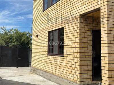 Дом · 5 комнат · 112 м², Кульжановых 30 за 50 000 〒 в Семее