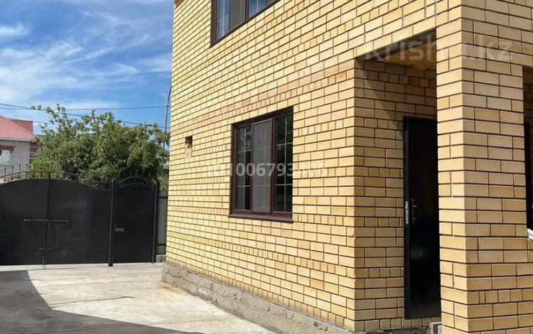 Дом · 5 комнат · 112 м², Кульжановых 30 за 50 000 ₸ в Семее — фото 32