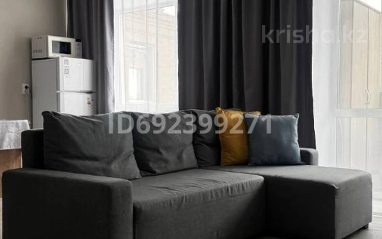 1-комнатная квартира · 35 м² · 4/6 этаж, Уранхаева 15г за 20 000 ₸ в Семее — фото 18