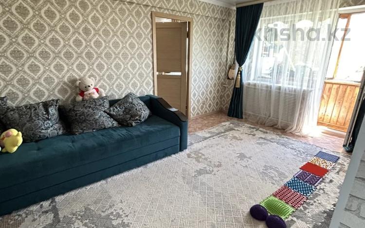 3-комнатная квартира · 55.9 м² · 5/5 этаж, Казахстан 83 за 21 млн ₸ в Усть-Каменогорске — фото 2