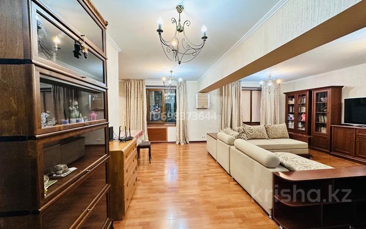 3-бөлмелі пәтер · 107 м² · 3/5 қабат, Желтоксан 129 — ул. Желтоксан уг. Жамбыла, бағасы: 550 000 〒 в Алматы, Алмалинский р-н — фото 3