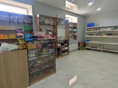 Свободное назначение, офисы, магазины и бутики, склады, общепит, салоны красоты · 63 м² за 150 000 〒 в Актобе, мкр. Алтын орда