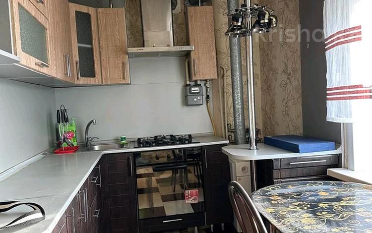 3-бөлмелі пәтер · 78.6 м² · 2/3 қабат, Строитель, бағасы: 35 млн ₸ в Затобольске (Тобыле) — фото 2