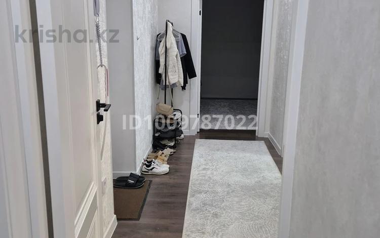 2-бөлмелі пәтер · 69.5 м² · 3/10 қабат, Сарайшык 79, бағасы: 37.5 млн ₸ в Уральске, мкр Школьник — фото 2