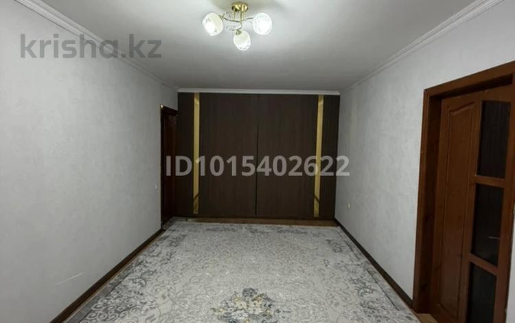 3-комнатная квартира · 60 м² · 2/5 этаж, Байтұрсынов 10 — Гарант за 23.3 млн ₸ в Шымкенте, Аль-Фарабийский р-н — фото 2