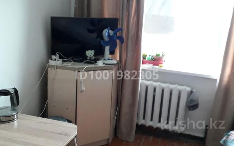 1-бөлмелі пәтер · 12 м² · 5/5 қабат, Абая 18, бағасы: 5.4 млн ₸ в  — фото 2