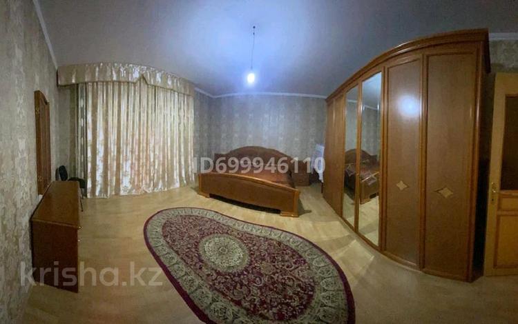 3-комнатная квартира · 110 м² · 3/9 этаж, Кулманова 152 за 41 млн ₸ в Атырау — фото 2