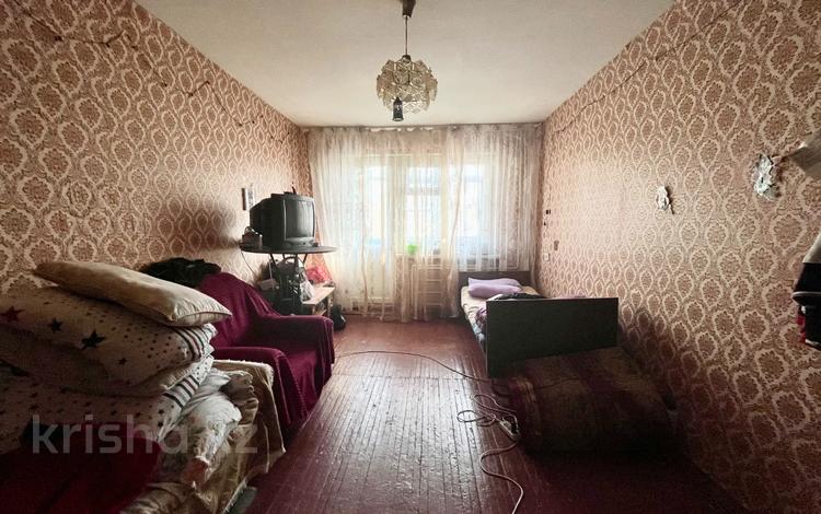 1-комнатная квартира · 31.2 м² · 2/5 этаж, пр. Республики за 4.9 млн ₸ в Темиртау — фото 4