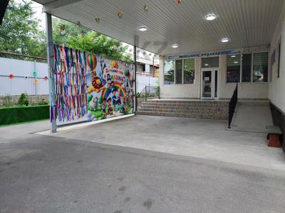 Отдельный дом · 19 комнат · 1105 м² · 25 сот., Абылай хана за 230 млн ₸ в 