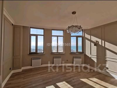2-комнатная квартира · 78 м² · 13/17 этаж, 17-й мкр 23 — 13 мкр-15 мкр-17 мкр за 37 млн ₸ в Актау