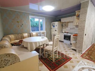 Отдельный дом • 3 комнаты • 240 м² • 6 сот., Лимонная за 24 млн 〒 в Павлодаре