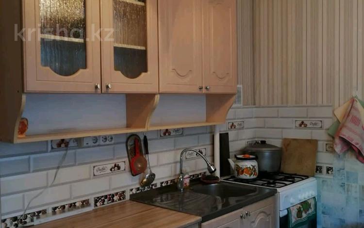 3-комнатная квартира · 72 м² · 2/9 этаж, 4 микр 40 за 25.5 млн ₸ в Аксае — фото 2