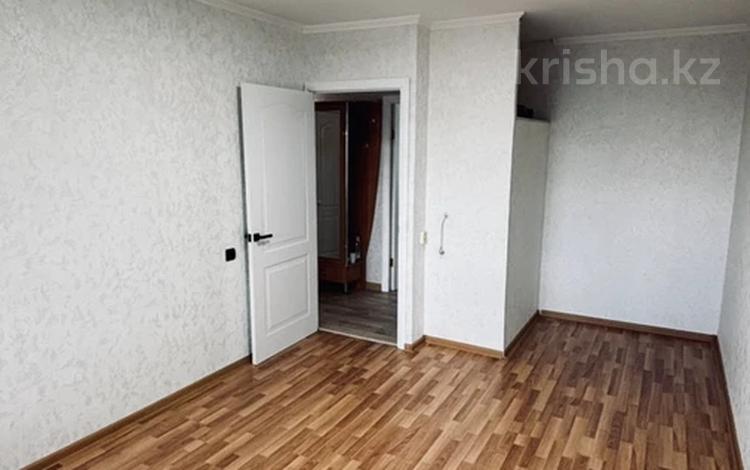 2-комнатная квартира · 47.7 м² · 5/5 этаж, Майкудук, 14й микрорайон 9 за 9.4 млн ₸ в Караганде, Алихана Бокейханова р-н — фото 2