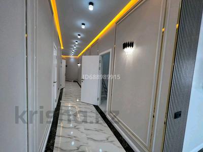 3-комнатная квартира, 100 м², 9/12 этаж посуточно, Кунаева 79 за 35 000 〒 в Шымкенте, Аль-Фарабийский р-н