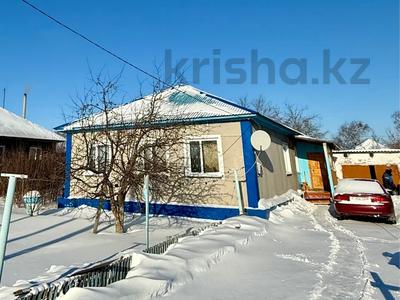 Отдельный дом · 4 комнаты · 75 м² · 10 сот., Весенняя 11 — Маг.Тройка за 9 млн 〒 в Щучинске