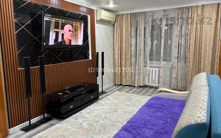 2-комнатная квартира · 64 м² · 3/5 этаж, Ескалиева 106 за 15 000 ₸ в Уральске — фото 11