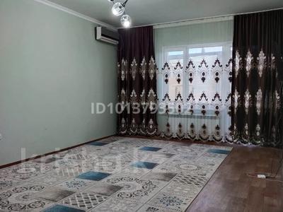 3-бөлмелі пәтер · 100 м² · 10/16 қабат, Алмагүл ш/а. 17, бағасы: 25 млн ₸ в Атырау, мкр. Алмагуль
