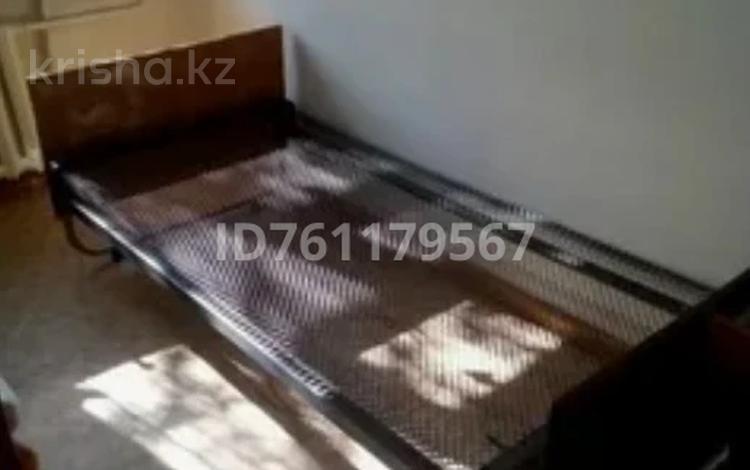 1 бөлме · 13 м² · 1 қабат, Серикбаева 1/2, бағасы: 115 000 ₸ в Усть-Каменогорске — фото 2