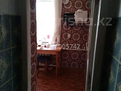 4-комнатная квартира · 59 м² · 5/5 этаж, Локомотивная 149 за 10.5 млн 〒 в Караганде