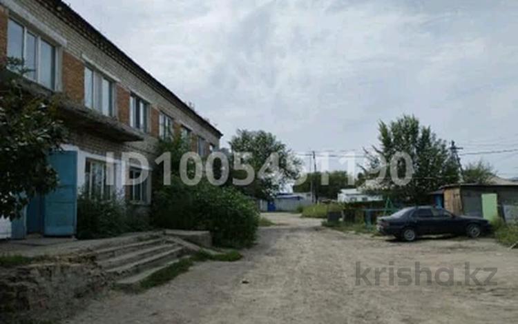 2-комнатная квартира · 40 м² · 1/2 этаж, 1 линия 3-А кв 6 — За авторынком восточный за 5.5 млн ₸ в Семее — фото 2