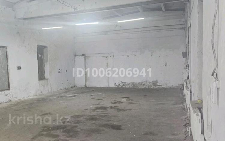 Склады · 220 м² за 350 000 ₸ в Караганде, Казыбек би р-н — фото 2