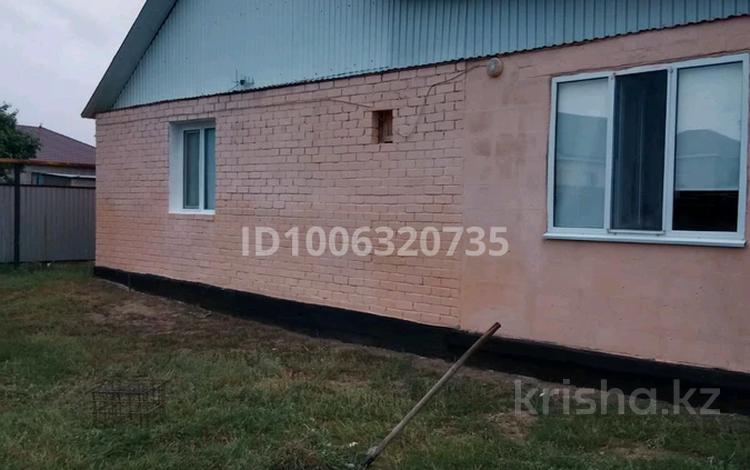 Жеке үй · 3 бөлме · 110 м² · 8 жүзд., Солнечный, бағасы: 20 млн ₸ в Актобе — фото 2