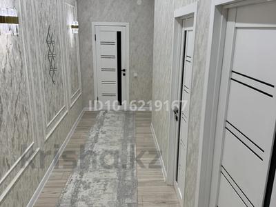2-комнатная квартира · 80 м² · 7/7 этаж, 19-й мкр 43/1 за 220 000 ₸ в Актау