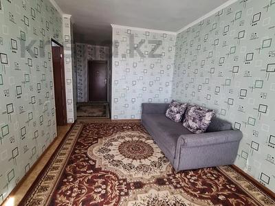 Пәтерлер в Шымкенте: 2-бөлмелі пәтер · 60 м² · 8/9 қабат, мкр Нурсат, Мкр Нурсат-1 30, бағасы: 110 000 〒 2-бөлмелі пәтер · 60 м² · 8/9 қабат, мкр Нурсат, Мкр Нурсат-1 30, бағасы: 110 000 〒 в Шымкенте, Каратауский р-н