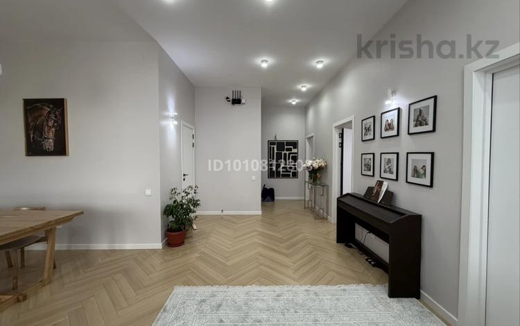 3-бөлмелі пәтер · 104 м² · 8/11 қабат, 5А мкр, мкрн. 5А 4, бағасы: 60 млн ₸ в Актау — фото 2