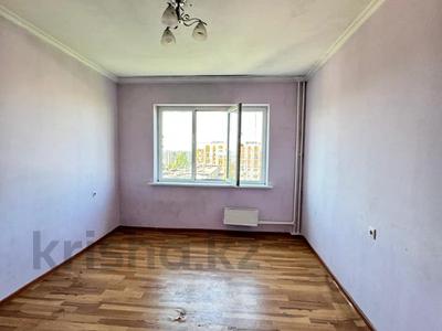 2-бөлмелі пәтер, 60 м², 8/9 қабат, мкр Аксай-4 42, бағасы: 30.3 млн 〒 в Алматы, Ауэзовский р-н