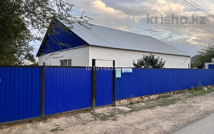 Отдельный дом · 4 комнаты · 99.7 м² · 572 сот., Шамшырак (Рабочая) 31 за 17 млн ₸ в Алге — фото 2