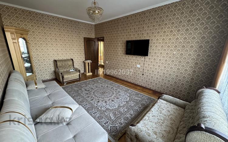 3-комнатная квартира · 80 м² · 7/8 этаж, Фурманова 48 — Жибек жолы (Горького) за 400 000 ₸ в Алматы — фото 27