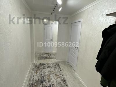 2-бөлмелі пәтер · 52 м² · 1/5 қабат, мкр Центральный, Каженбаева 1 — ул .Махамбета, бағасы: 200 000 ₸ в Атырау